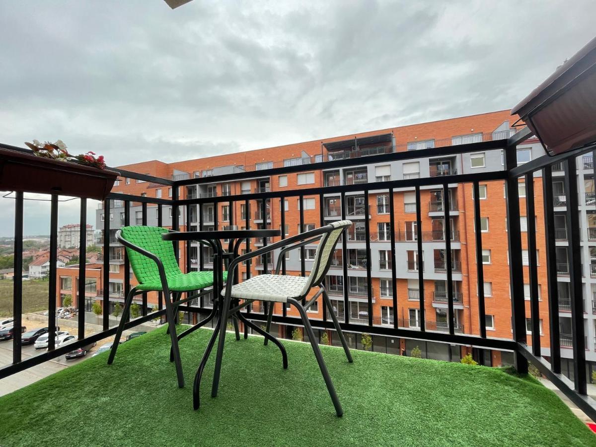 Prishtina Escape Apartments Pristina Exterior foto